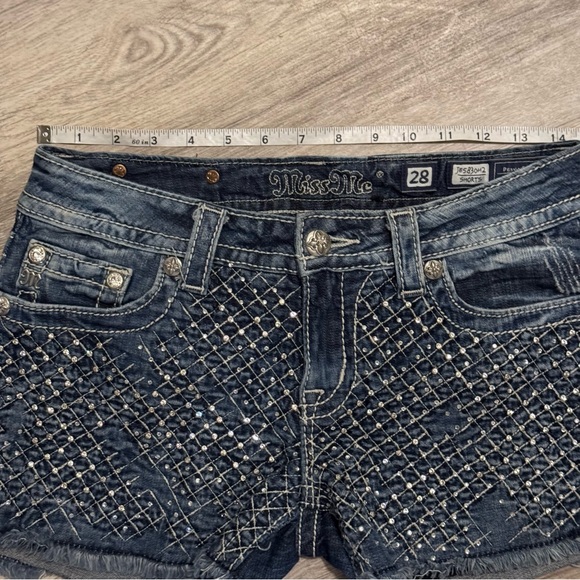 NEW MISS ME - Studded Bling Full Rhinestone Stretch Shorts Size 28 - NWOT - Picture 3 of 11